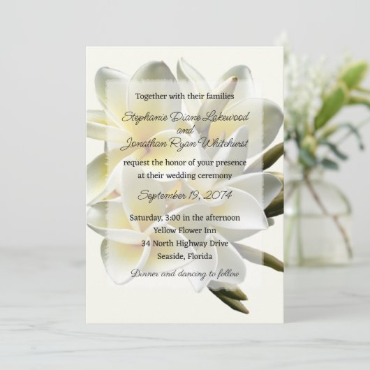 Hawaiiaanse bruiloft Frangipani uitnodiging (Staand voorkant)