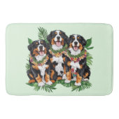 Hawaiian Bernese Mountain Dogs Flower Lei Badmat (Voorkant)