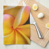 Hawaiian Frangipani Theedoek (Quarter Fold)