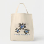 Hawaiian Holly Hanukkah Blue Floral Tote Bag<br><div class="desc">Hau'oli Hanukaha is Hawai'ian voor Happy Hanukkah! Deze illustratie laat een tropische interpretatie zien van heilig in Hanukkah-kleuren en subtiele gradiënten. De letters zijn vol met sneeuw voor een extra verrassing. Voor die speciale kok in je leven staat deze originele afbeelding hier op het tas van de katoenboeren.</div>