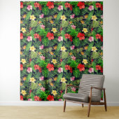 Hawaiian Print Wandkleed (In situ)