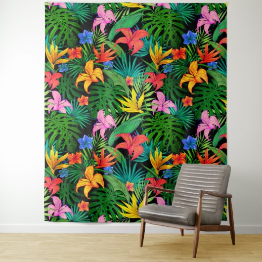 Hawaiian Print Wandkleed (In situ)