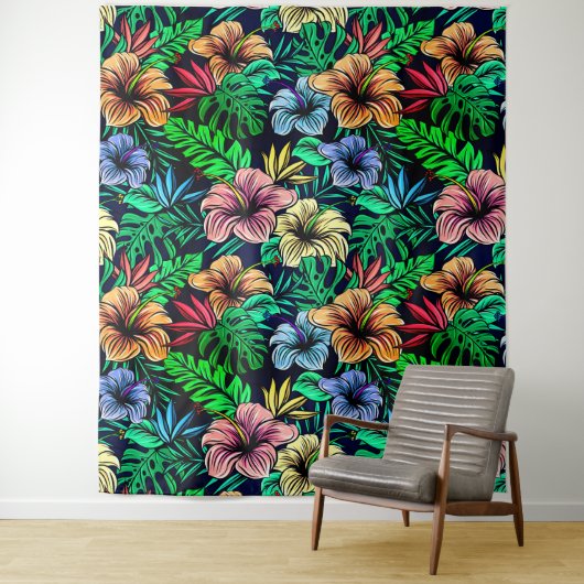 Hawaiian Print Wandkleed (In situ)