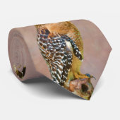 Hawk met roodschouderklopjes stropdas (Opgerold)