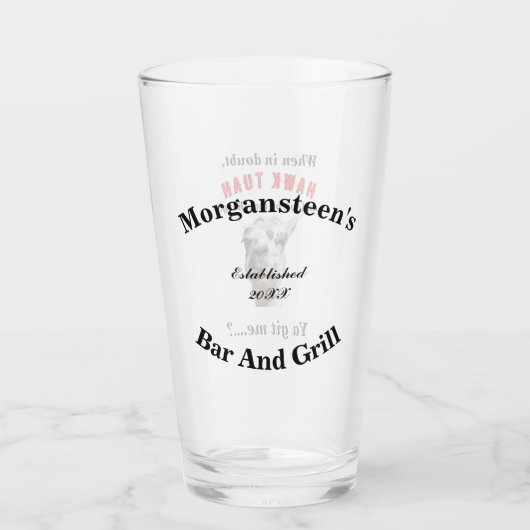Hawk tuah spugen lama gepersonaliseerde barware glas (Achterkant)