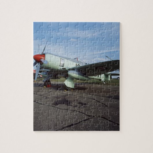 Hawker Sea Fury bij CAF, Minnesota Wing, op de 2 Legpuzzel (Verticaal)
