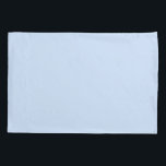 Hawkes Blue effen effen kleur Kussensloop<br><div class="desc">Hawkes Blue behoort tot de kleurenfamilie Pastel Sky Blue. Het is van hoge helderheid en lage verzadiging. Kalm,  zacht en charmant. Werk passend met een breed scala aan kleuren. #d5e7fd</div>