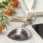 Hawks op een post sleutelhanger (Zijkant)