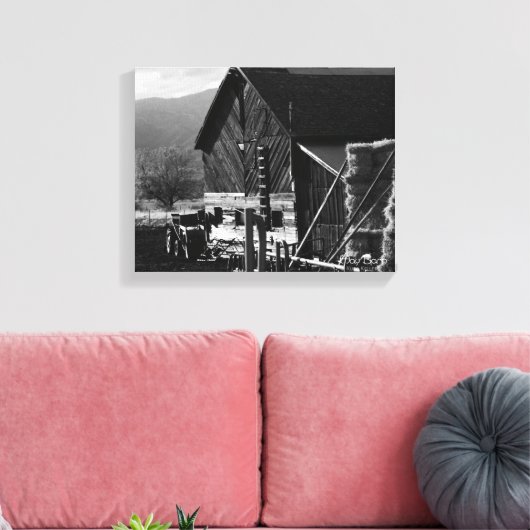 Hay Barn Canvas Afdruk (Insitu (Woonkamer))