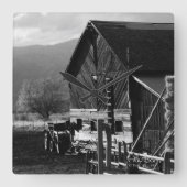 Hay Barn Vierkante Klok (Voorkant)