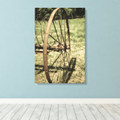 Hay Rake Wheel Aged Canvas Afdruk (Insitu (Houten vloer))