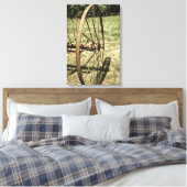 Hay Rake Wheel Aged Canvas Afdruk (Insitu (Slaapkamer))