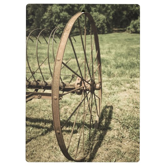Hay Rake Wheel Aged Klembord (Achterkant)