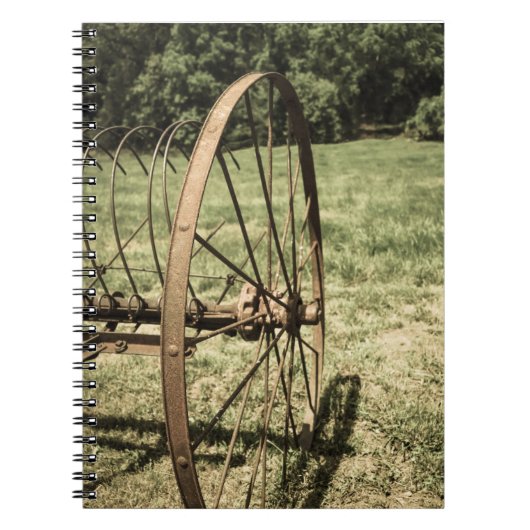 Hay Rake Wheel Aged Notitieboek (Voorkant)