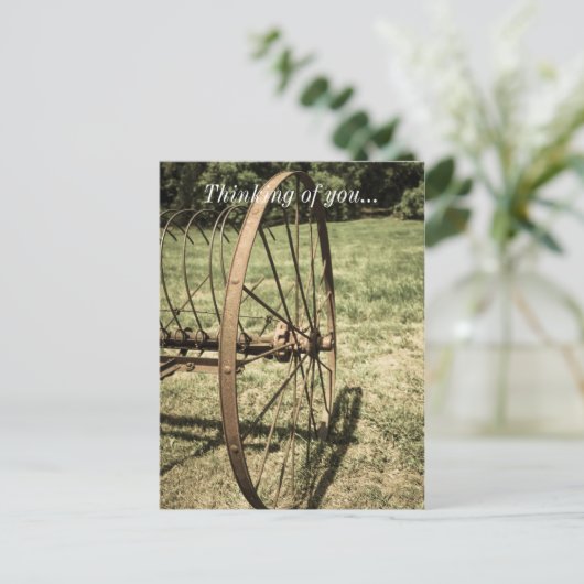 Hay Rake Wheel Aged Thinking of You Briefkaart (Staand voorkant)