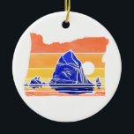 Haystack Rock Cannon Beach Line Art Ornament<br><div class="desc">Cannon Beach Oregon's iconische Haystack Rock schittert in dit lijnkunstontwerp.</div>