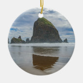 Haystack Rock, Cannon Beach, Oregon Keramisch Ornament (Voorkant)