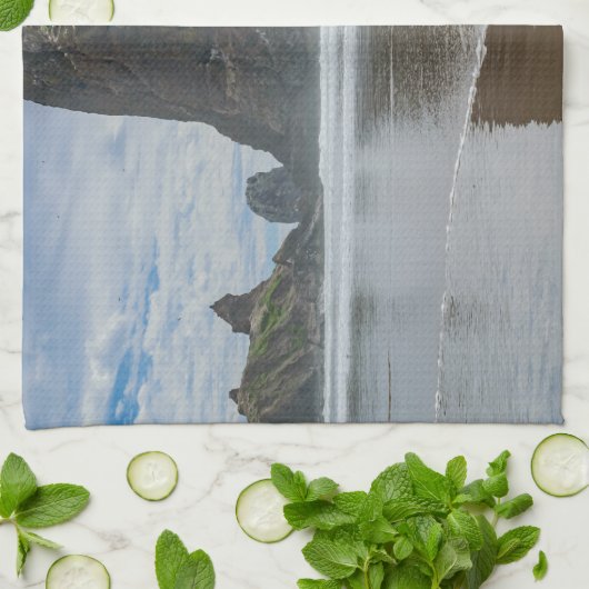 Haystack Rock, Cannon Beach, Oregon Theedoek (Gevouwen)