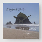 Haystack Rock kanon strand Oregon Vierkante Klok (Voorkant)