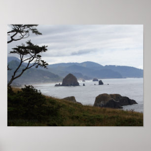 "Haystack Rock van Ecola State Park, Oregon #1" Poster