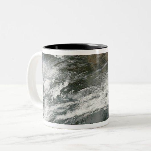 Haze over China Tweekleurige Koffiemok (Voorkant links)