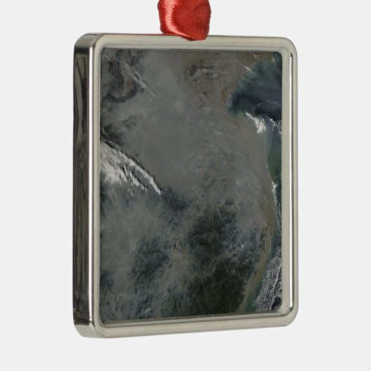 Haze over Oost-China Metalen Ornament (Rechts)