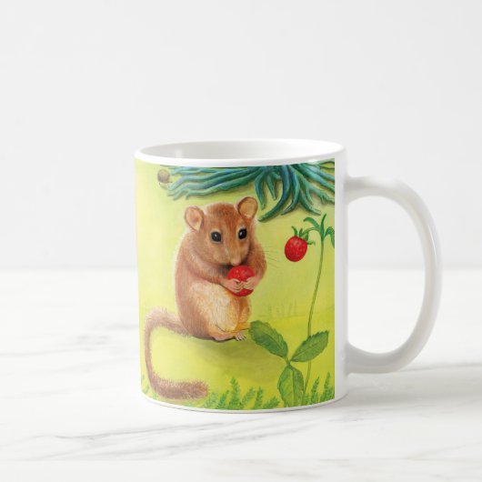 Hazel Dormouse Eet Wilde aardbei Koffiemok (Rechts)