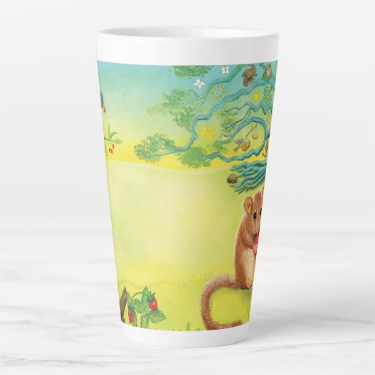 Hazel Dormouse Eet Wilde aardbei Latte Mok (Voorkant)