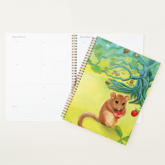 Hazel Dormouse Eet Wilde aardbei Planner (Display)