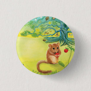 Hazel Dormouse Eet Wilde aardbei   Ronde Button 3,2 Cm