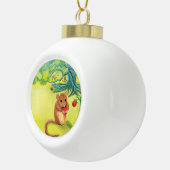 Hazel Dormouse Eet Wilde aardbeienbomen Ornament (Rechts)