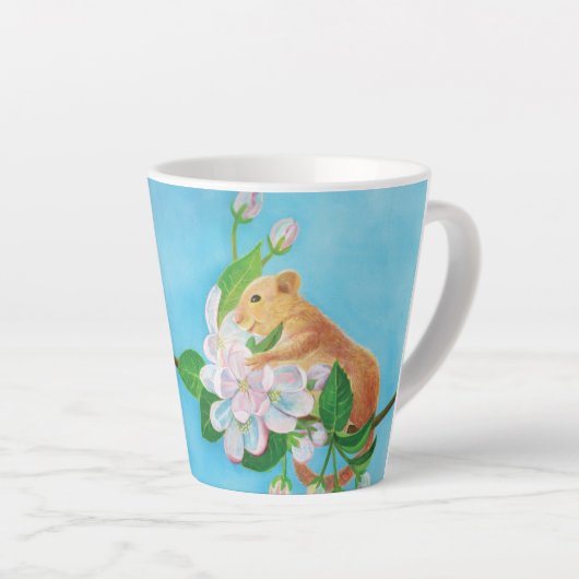 Hazel Dormouse Muscardinus avellanarius in het voo Latte Mok (Rechterhoek)