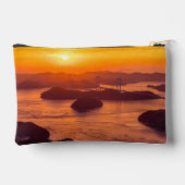 Hazy sunset on Kurushima Kaikyo Bridge and Kurushi Etui (Achterkant)