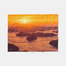 Hazy sunset on Kurushima Kaikyo Bridge and Kurushi Fleece Deken