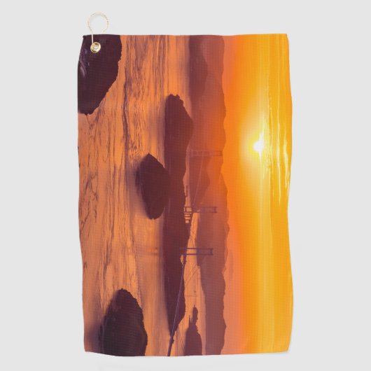 Hazy sunset on Kurushima Kaikyo Bridge and Kurushi Golfhanddoek (Voorkant)