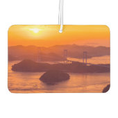 Hazy sunset on Kurushima Kaikyo Bridge and Kurushi Luchtverfrisser (Achterkant)