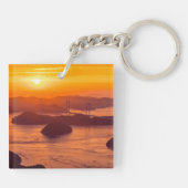 Hazy sunset on Kurushima Kaikyo Bridge and Kurushi Sleutelhanger (Achterkant)