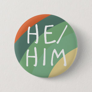 HE/HIM Pronouns Rainbow Stripes Retro Ronde Button 5,7 Cm