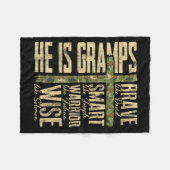 He Is Gramps Camo Religious Father's Day Christian Fleece Deken (Voorkant (Horizontaal))