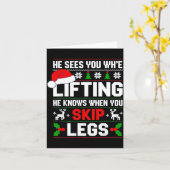 He Sees You Lifting Skip Legs Gym Enthusiasts Funn Kaart (Gele Bloem)