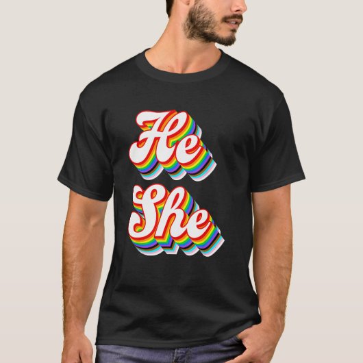 He She Pronouns LGBTQ Pride Rainbow T-shirt (Voorkant)
