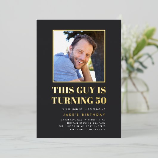 Headline 50th Birthday Party Photo Folie Uitnodiging (Staand Voorkant)