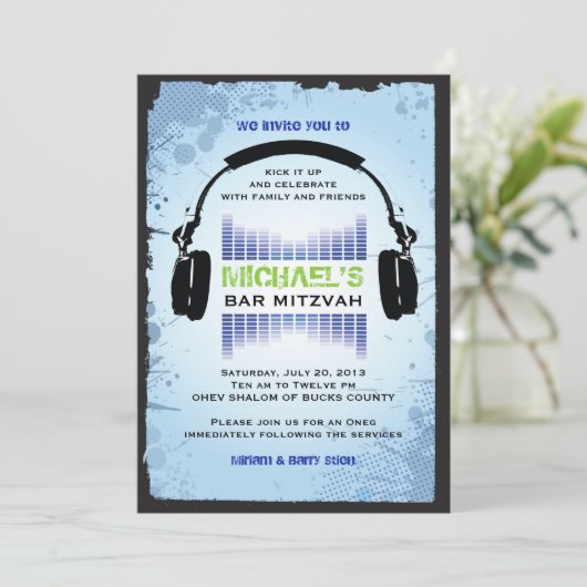 HEADPHONES Bar Bat Mitzvah Uitnodiging (Staand voorkant)