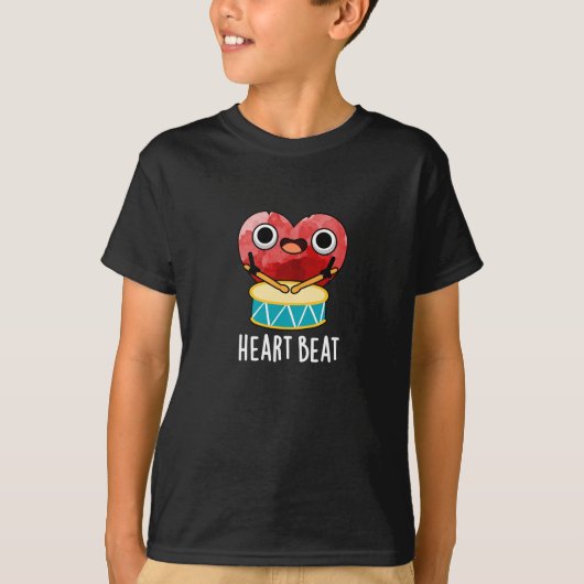 Heart Beat Funny Heart Drummer Pun Dark BG T-shirt (Voorkant)