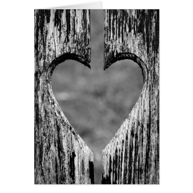 Heart Carved Wood (Voorkant)