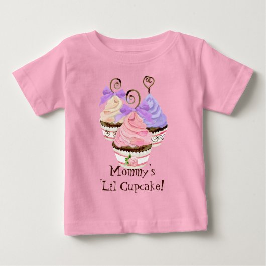 Heart Cupcake Trio "Mama's 'Lil Cupcak" - T-shirt (Voorkant)