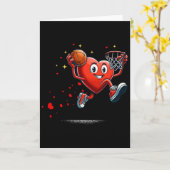 Heart Dunking Valentines Day Basketball Kids  Kaart (Gele Bloem)
