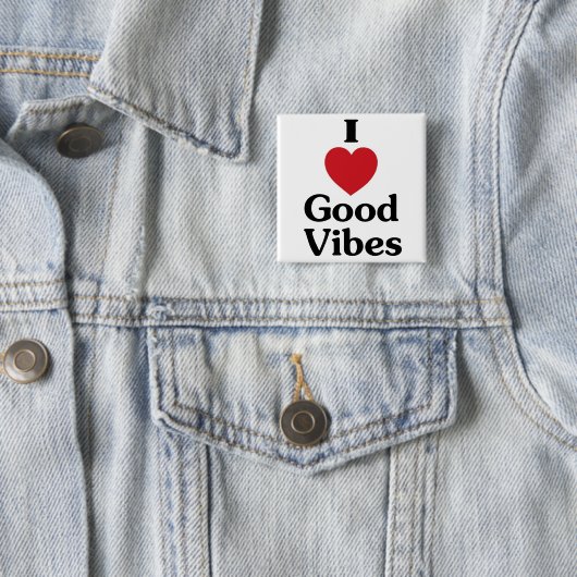 Heart good vibes Simple love souvenir button (In situ)