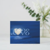 Heart Moon met Snowy Beach LOVE Winter Briefkaart (Staand voorkant)