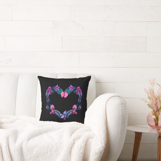 Heart Shape Orchid Black Pillow Kussen (Bank)
